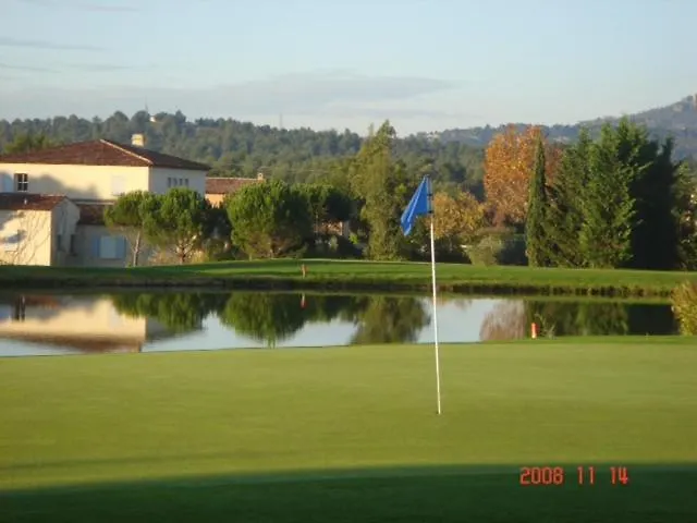 Apartment Appartement Domaine Golf P&V Pont Royal Provence Avec Parc Aquatique Mallemort