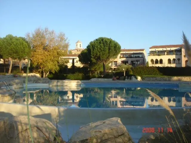 Appartement Domaine Golf P&V Pont Royal Provence Avec Parc Aquatique Mallemort Apartment