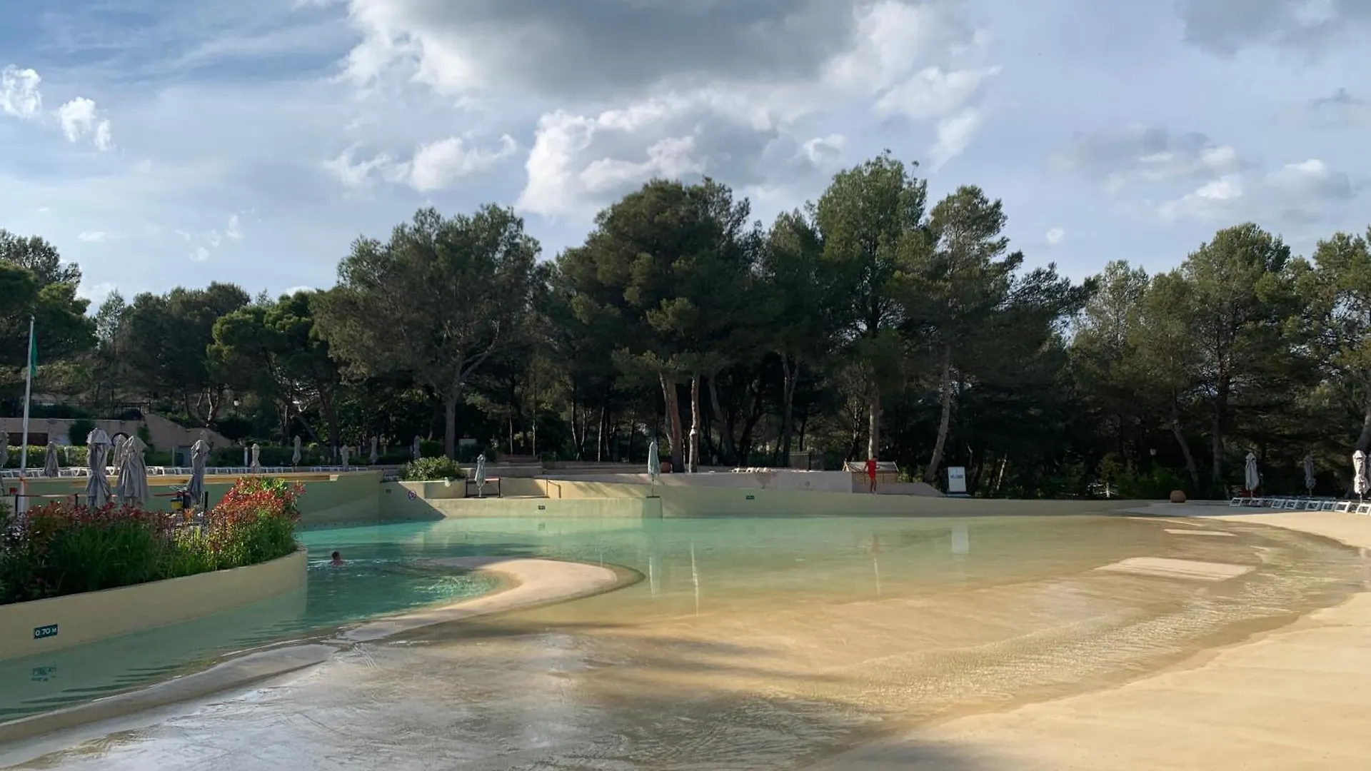 Appartement Village P&V Domaine Du Golf Pont Royal Provence Avec Parc Aquatique Mallemort Francia